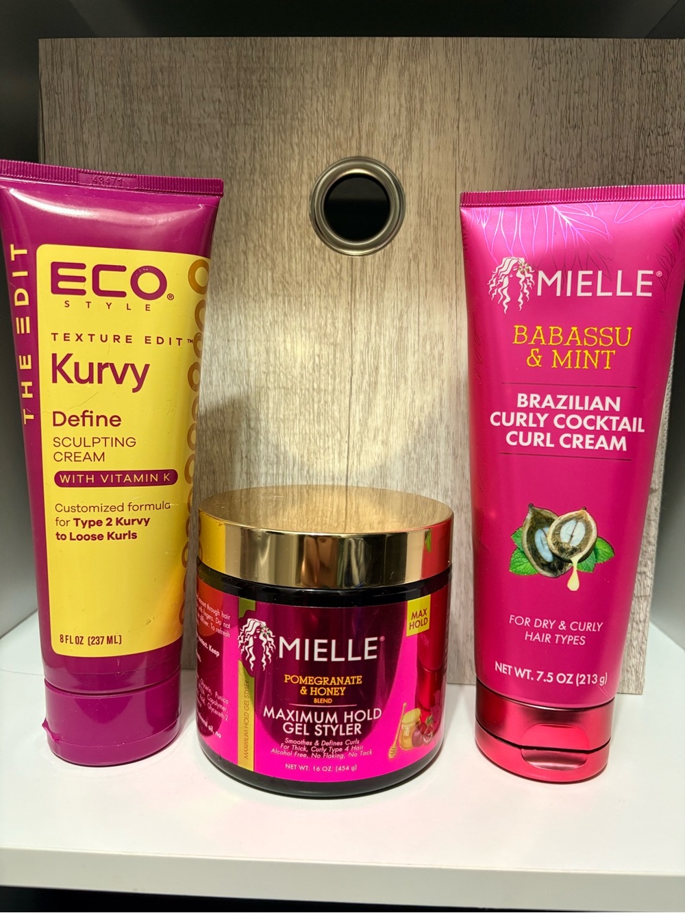 Mielle Babassu & Mint Brazilian Curly Cocktail Curl Cream - Pink